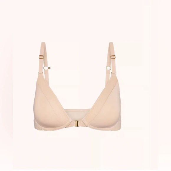 Lively Other - NWT Lively The Front Close No-Wire Bra in Toasted Almond 32B